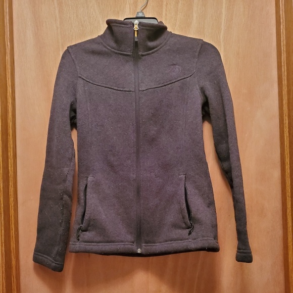 North face jacket - Picture 2 of 5